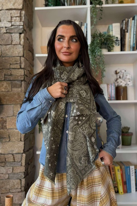 Lucky Bandana Scarf Khaki /50=